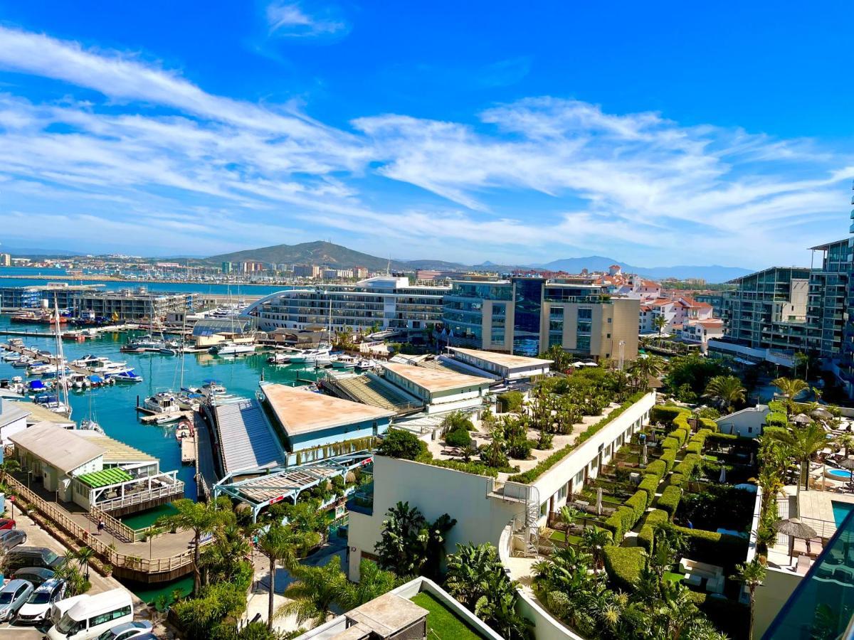 Ocean Village Lovely 2 Bedroom Apartment Gibraltár Kültér fotó