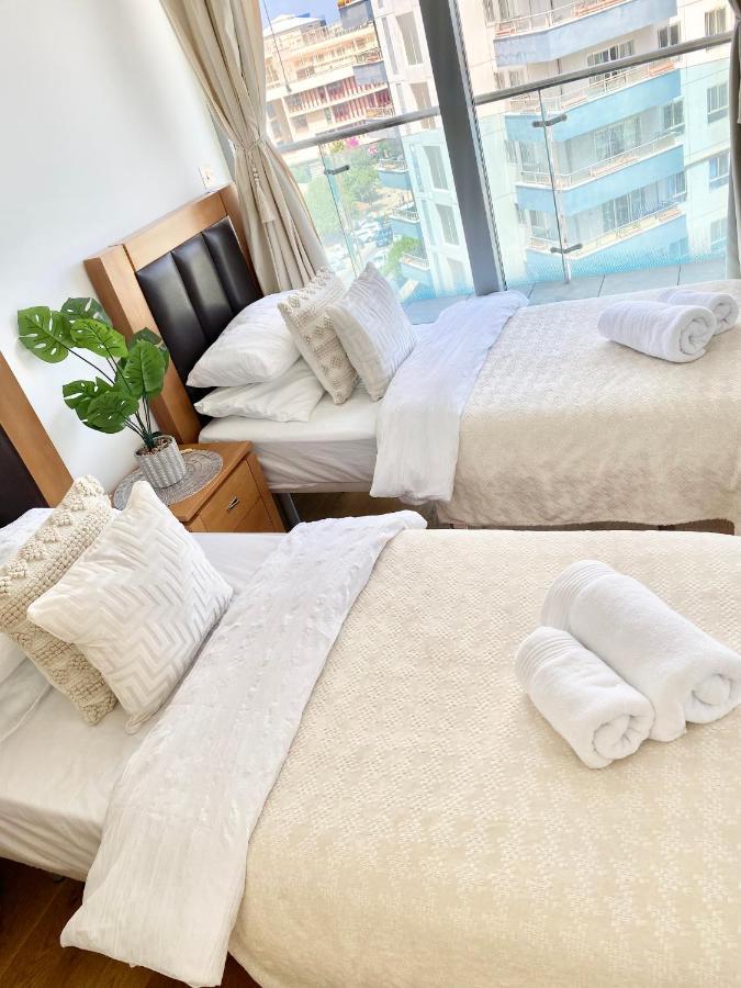 Ocean Village Lovely 2 Bedroom Apartment Gibraltár Kültér fotó