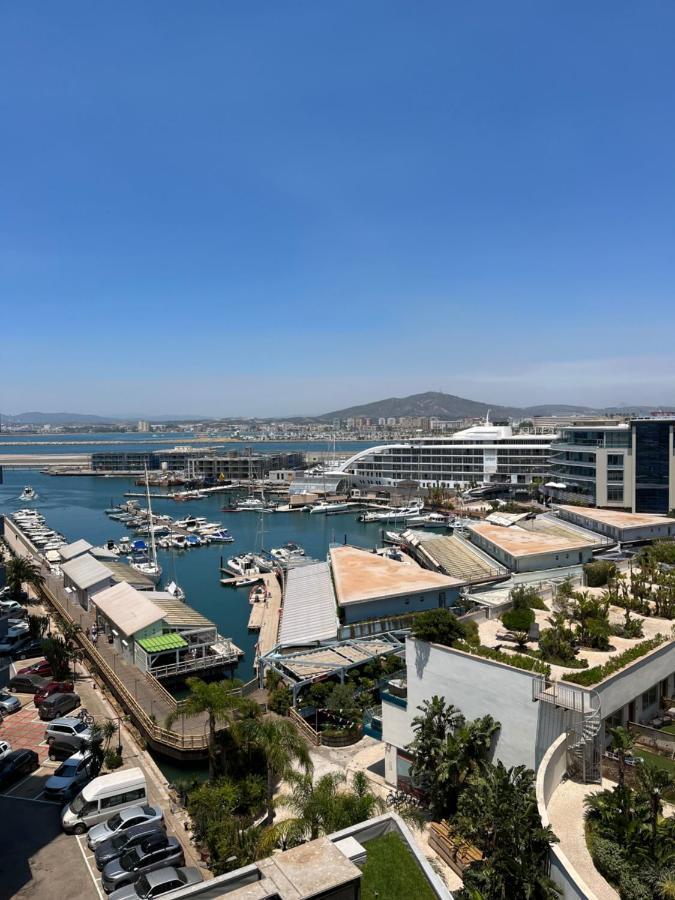 Ocean Village Lovely 2 Bedroom Apartment Gibraltár Kültér fotó